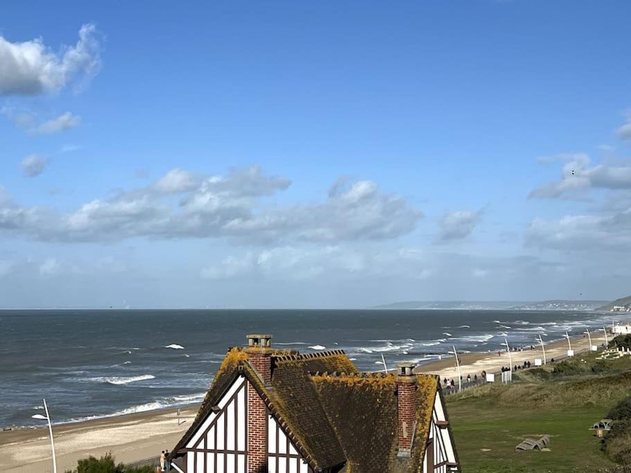 Sur La Plage / Enjoy The Beach Apartman Cabourg Kültér fotó