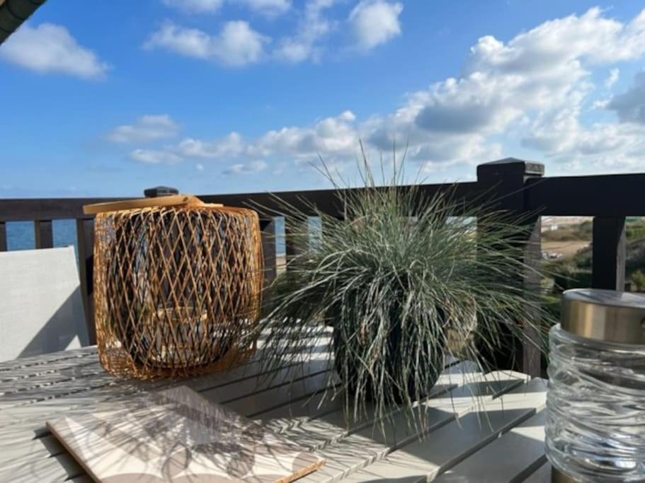 Sur La Plage / Enjoy The Beach Apartman Cabourg Kültér fotó